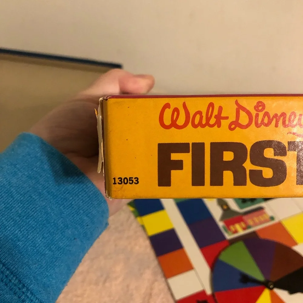 Vintage 1969 Walt Disney Characters First Learning Color Game #13053